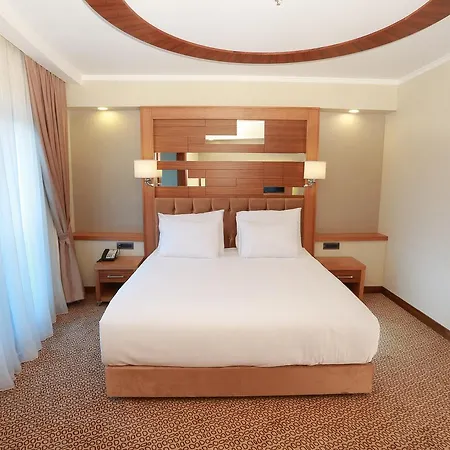 Royalton Toprakkale